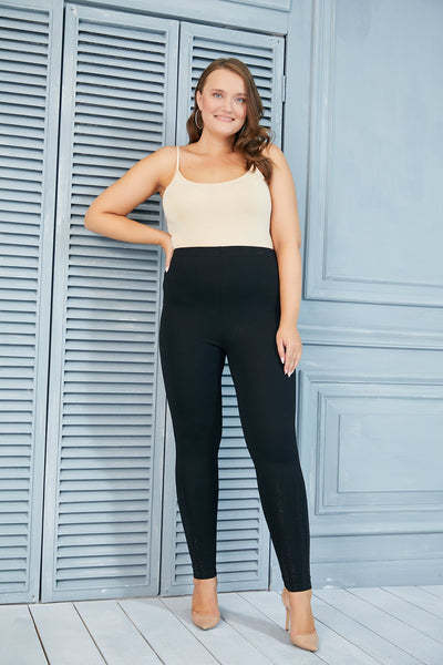 Plus size leggings from stretchy fabric with pebble waterfall