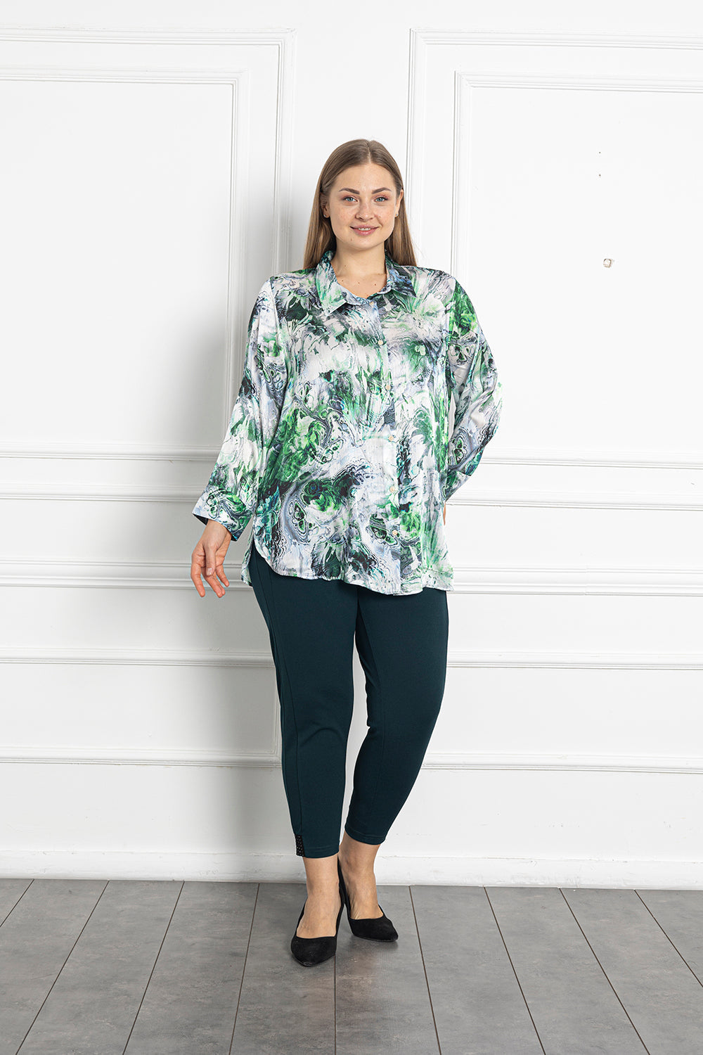 Maxi Satin Deluxe Shirt - Abstract Green