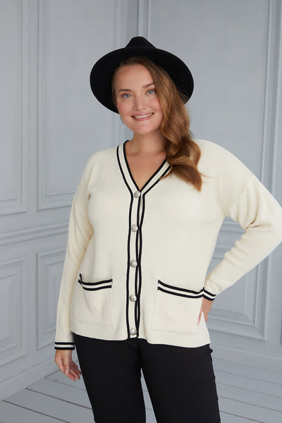 Elegant maxi cardigan with buttons - ecru