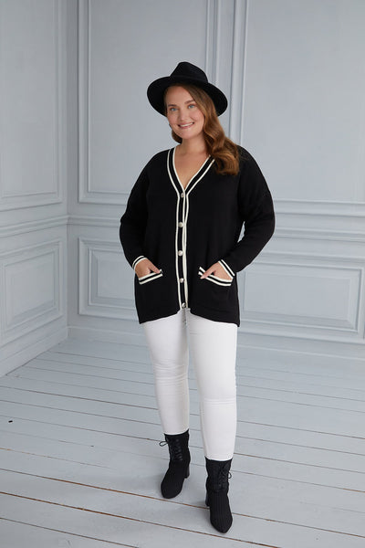 Elegant maxi cardigan with buttons - black