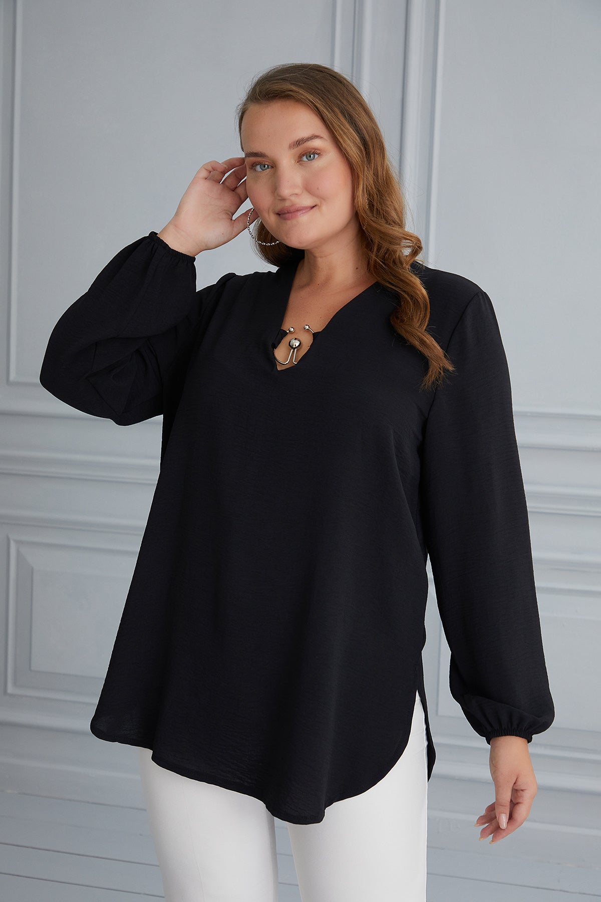 Maxi tunic with original neckline - black