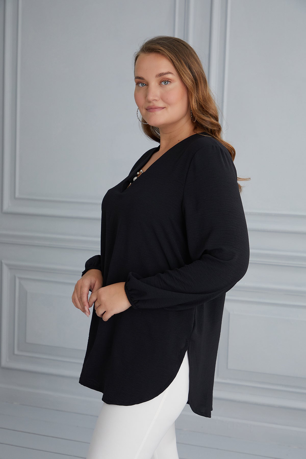 Maxi tunic with original neckline - black