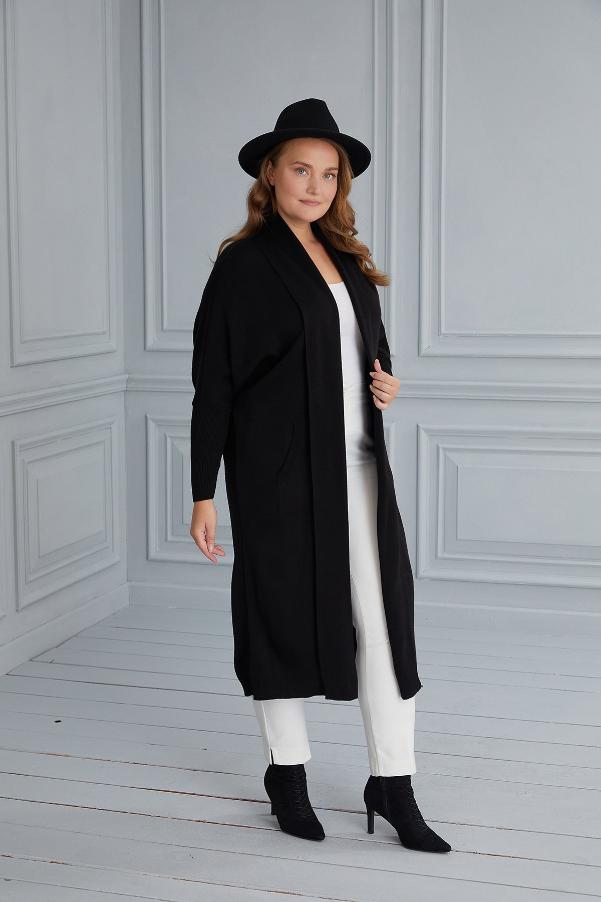 Long maxi cardigan with bat sleeves - black