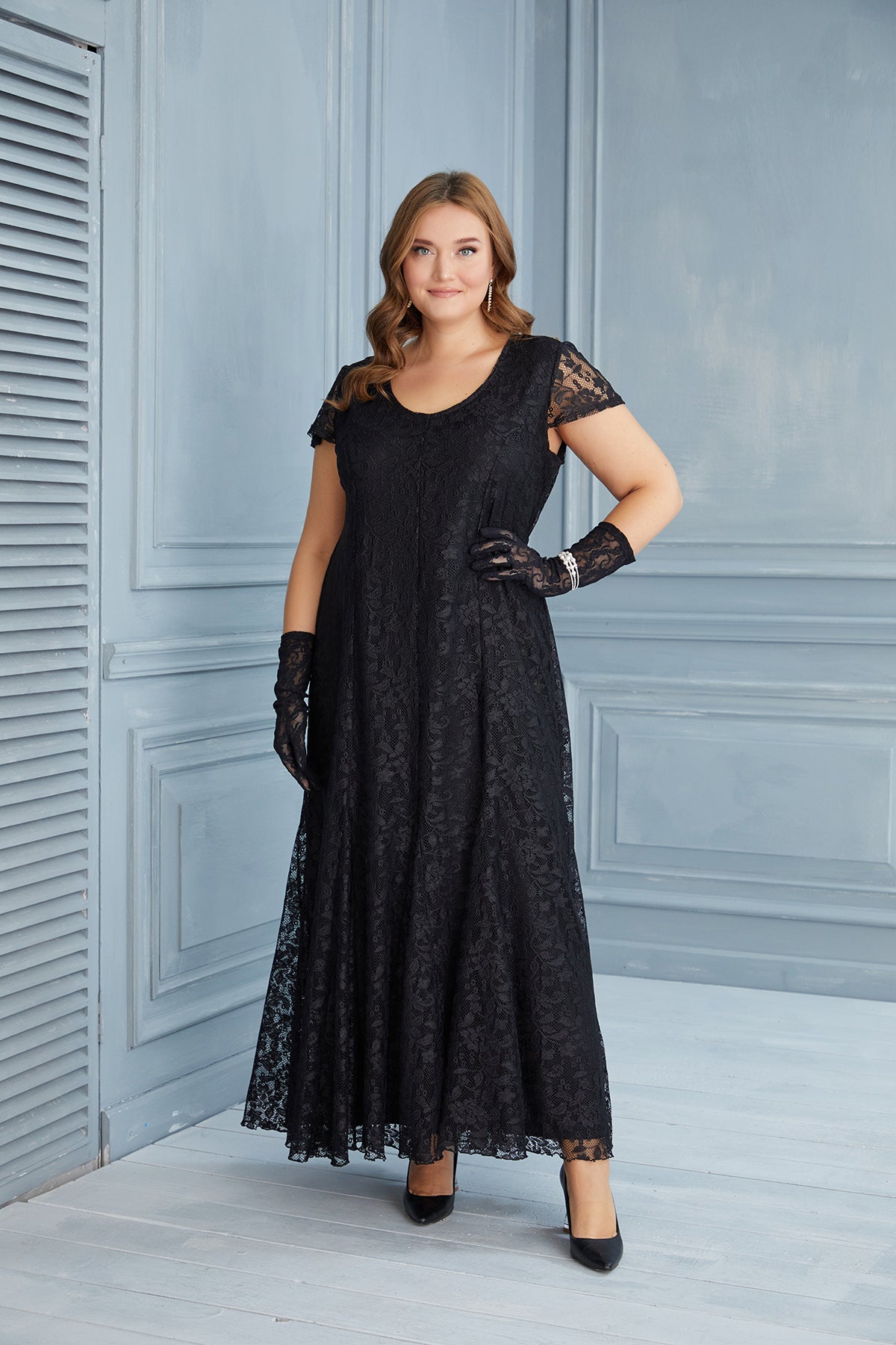 Plus size long laced dress women