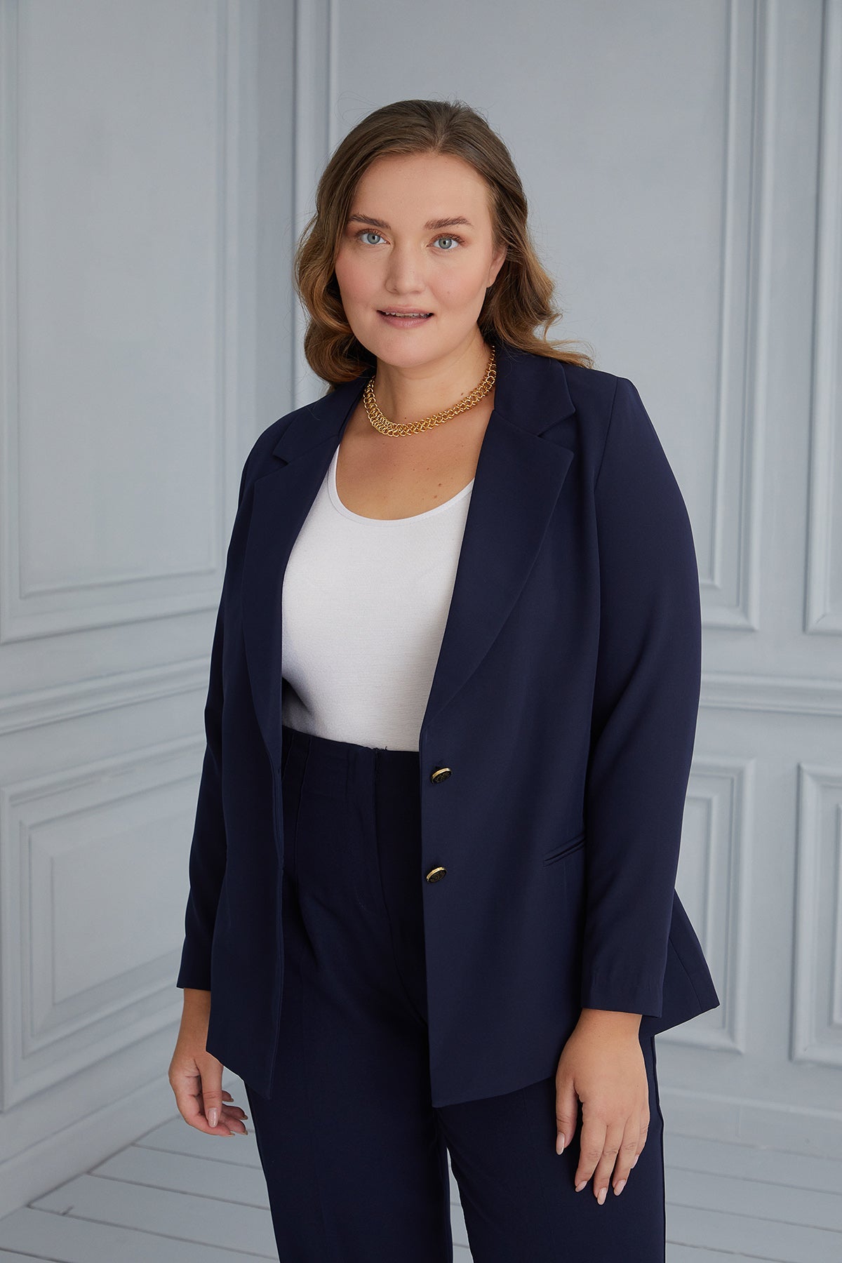 Elegant jacket with lining and two buttons - blue