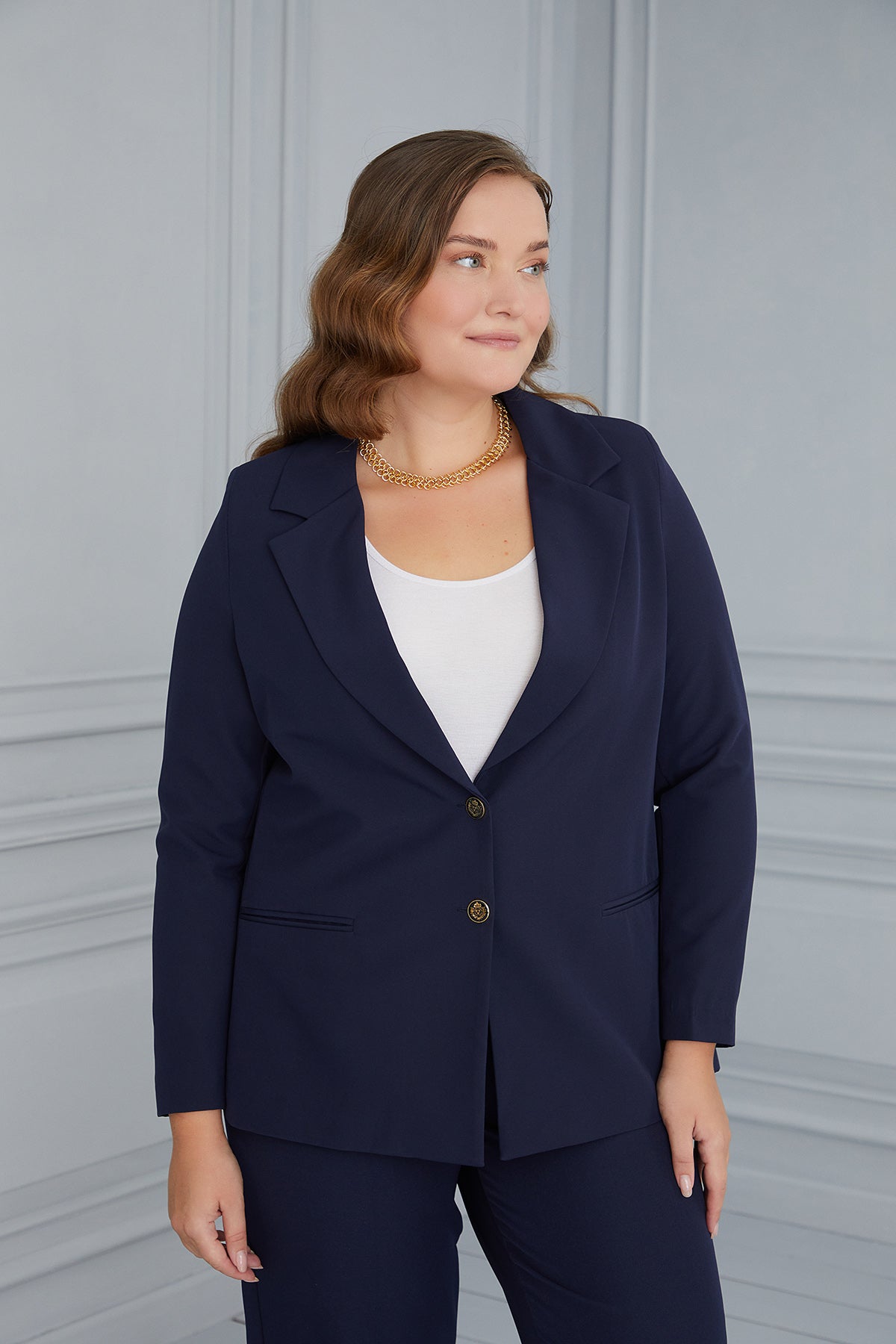 Elegant jacket with lining and two buttons - blue