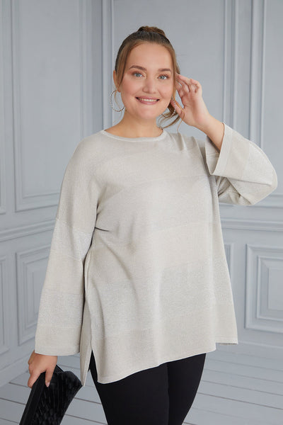 Knit blouse with delicate stripes - beige