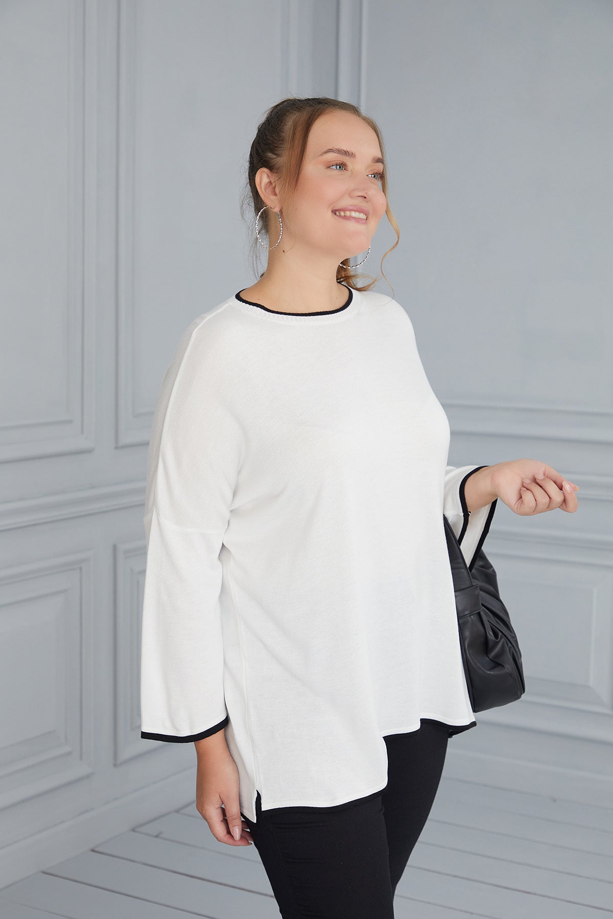 Maxi Blouse Knitting Contrast - White