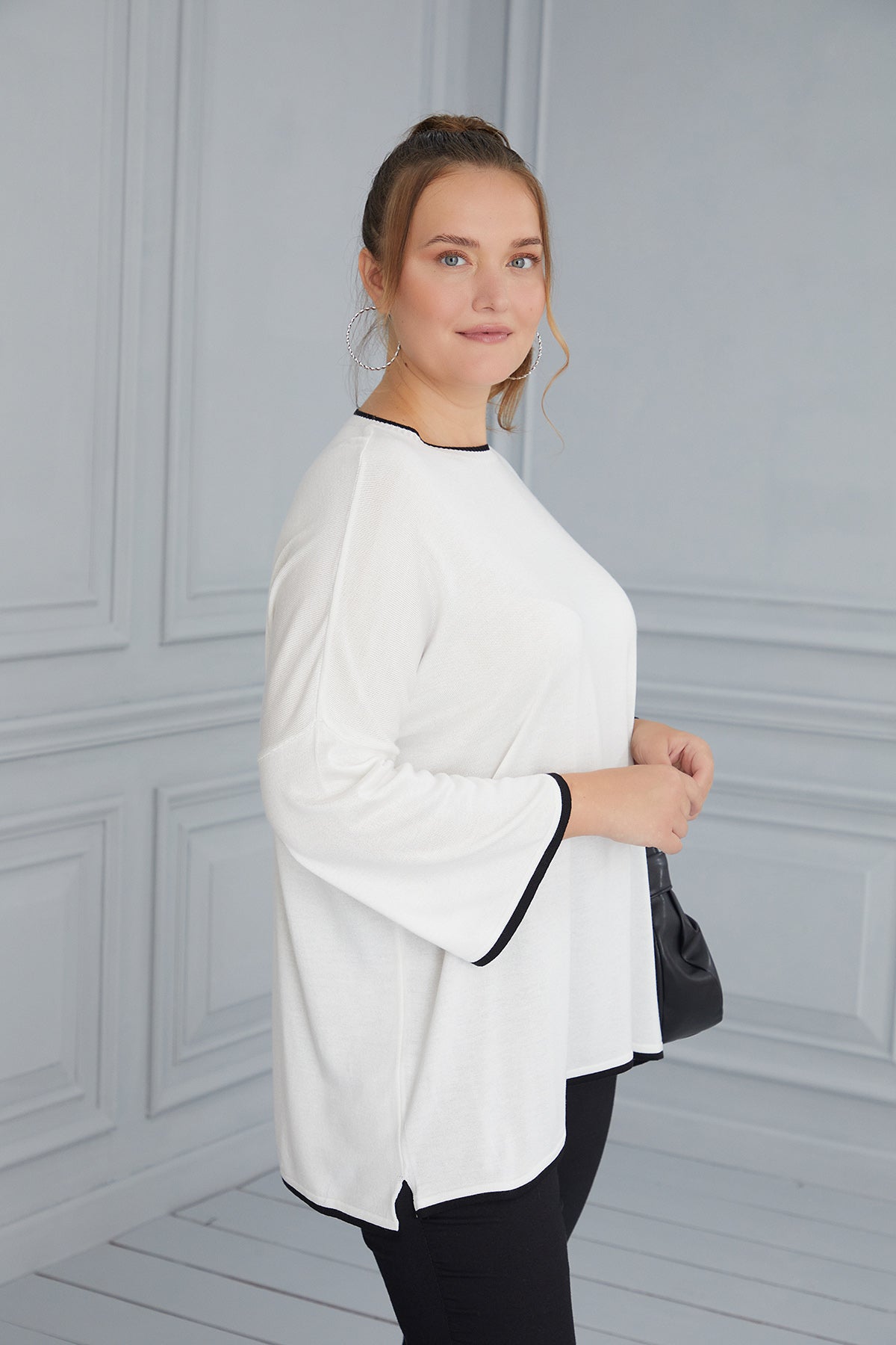 Maxi Blouse Knitting Contrast - White