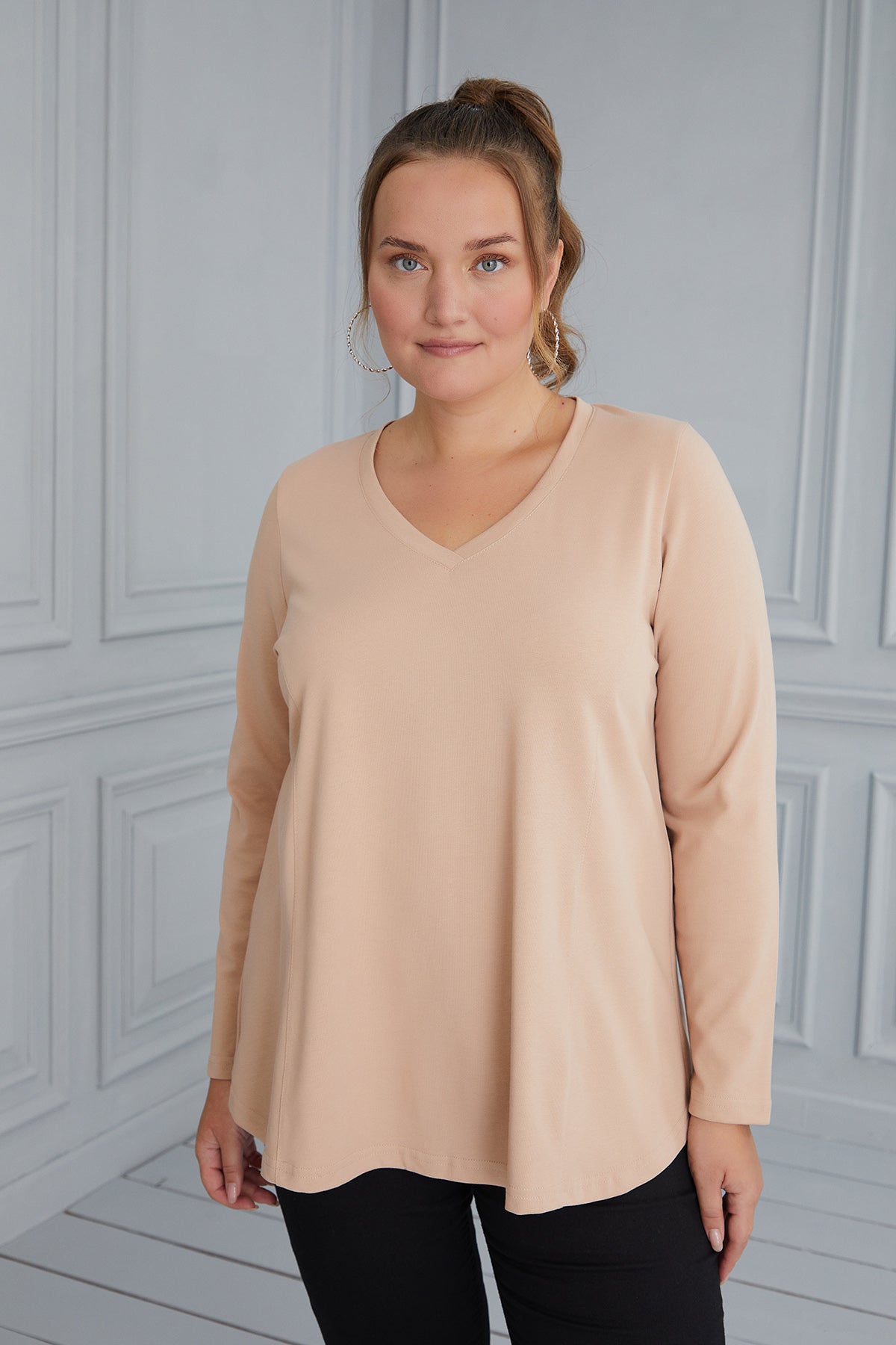 Maxi V-neck blouse - beige