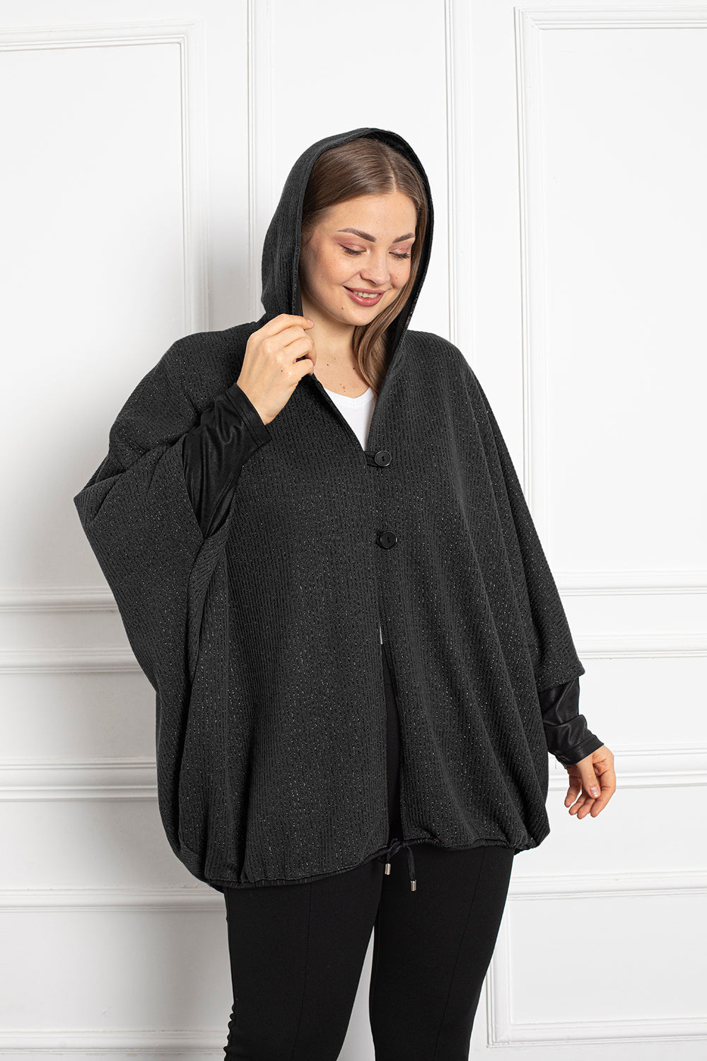 Maxi Spring Poncho - Black