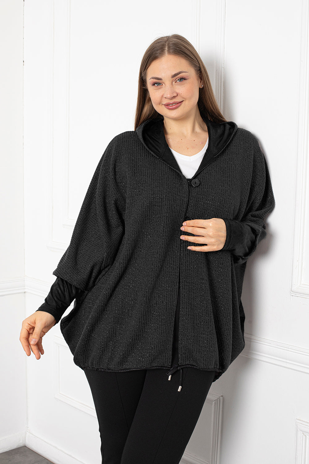 Maxi Spring Poncho - Black