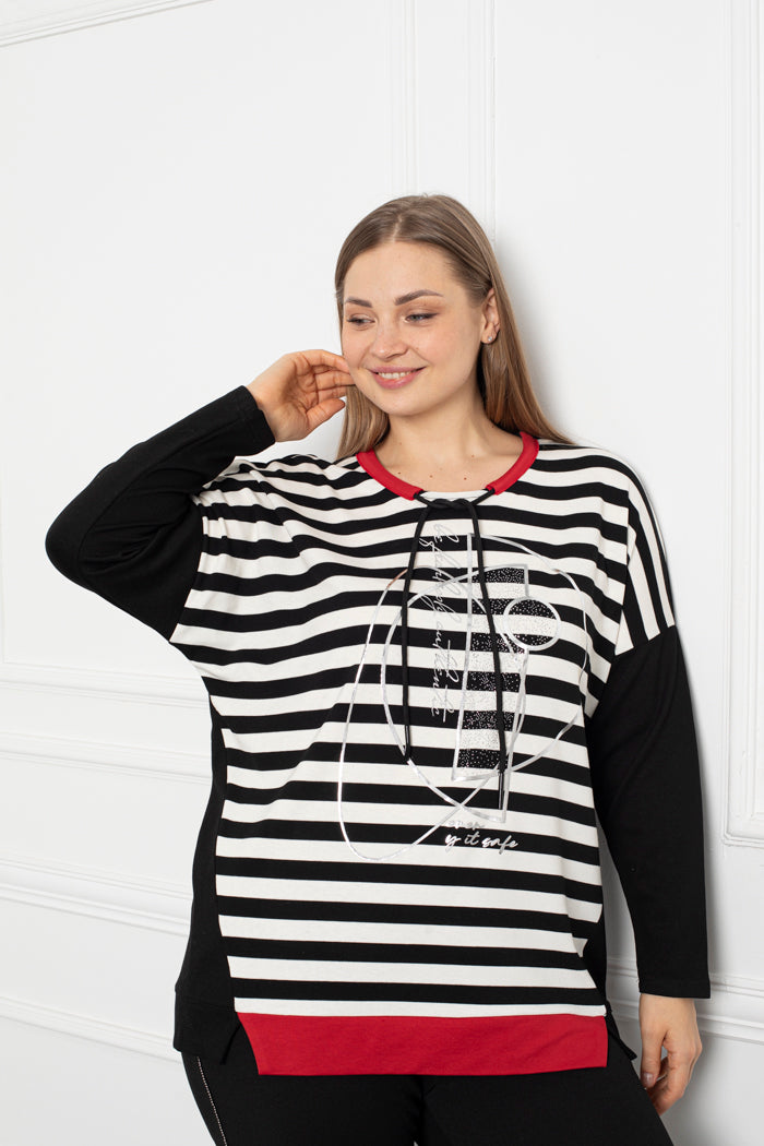 Striped blouse with ties in large Sizei