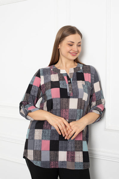 Shirt with buttons - squares