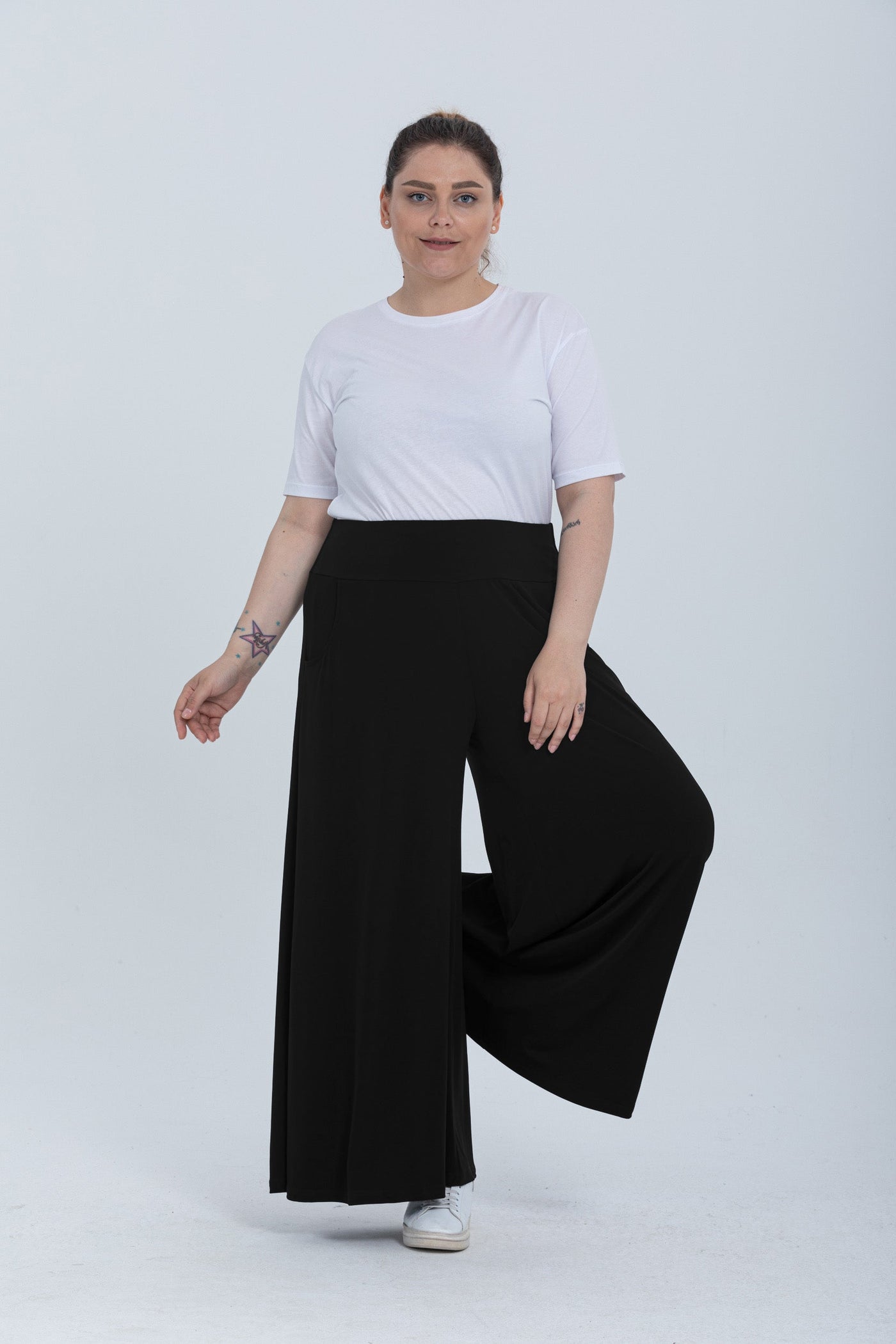 Pola-pantalon in large Sizei